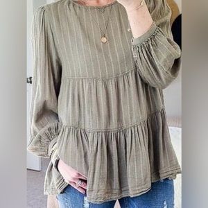 American Eagle Outfitters 3/4 Sleeve Tiered Oversized Top, Size Medium, Green